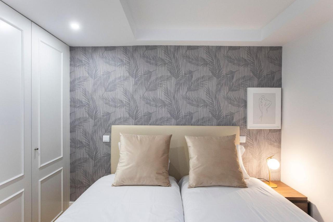 City Center 2Br Flat W/ Ac By Lovelystay Porto Bagian luar foto