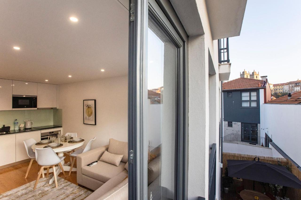 City Center 2Br Flat W/ Ac By Lovelystay Porto Bagian luar foto